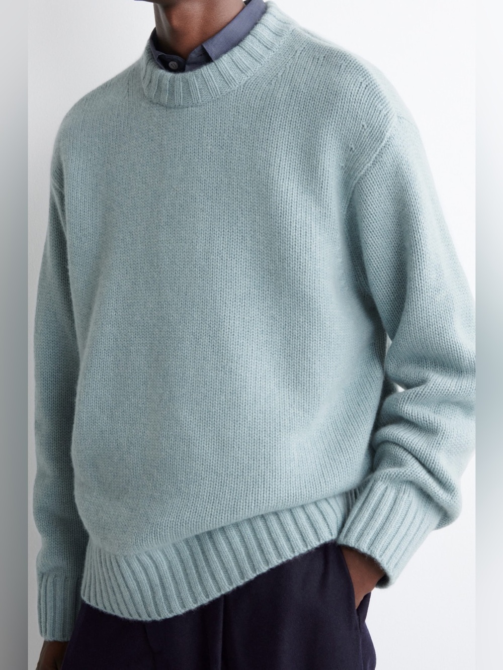 COS - CHUNKY PURE CASHMERE CREW-NECK SWEATER